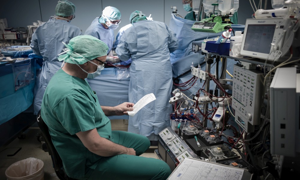 Die Christoph Lohfert Stiftung engagiert sich seit 2012 für Patientensicherheit - beispielsweise mit dem Lohfert-Preis 2014 für „Patient Blood Management“ am UK Frankfurt. Das Ausschreibungsthema lautete: 