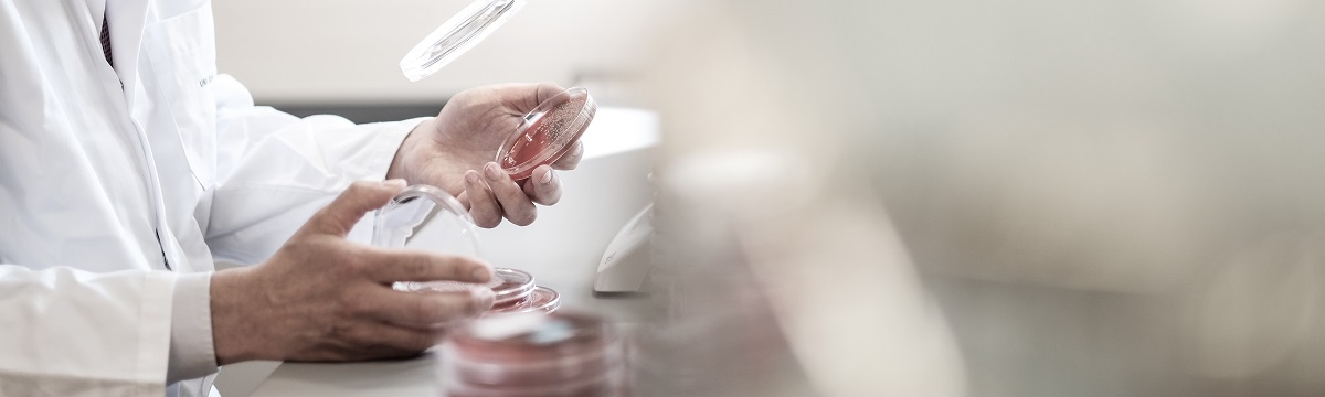 Helios Universitätsklinikum Wuppertal - Kulturwandel bei der Händehygiene