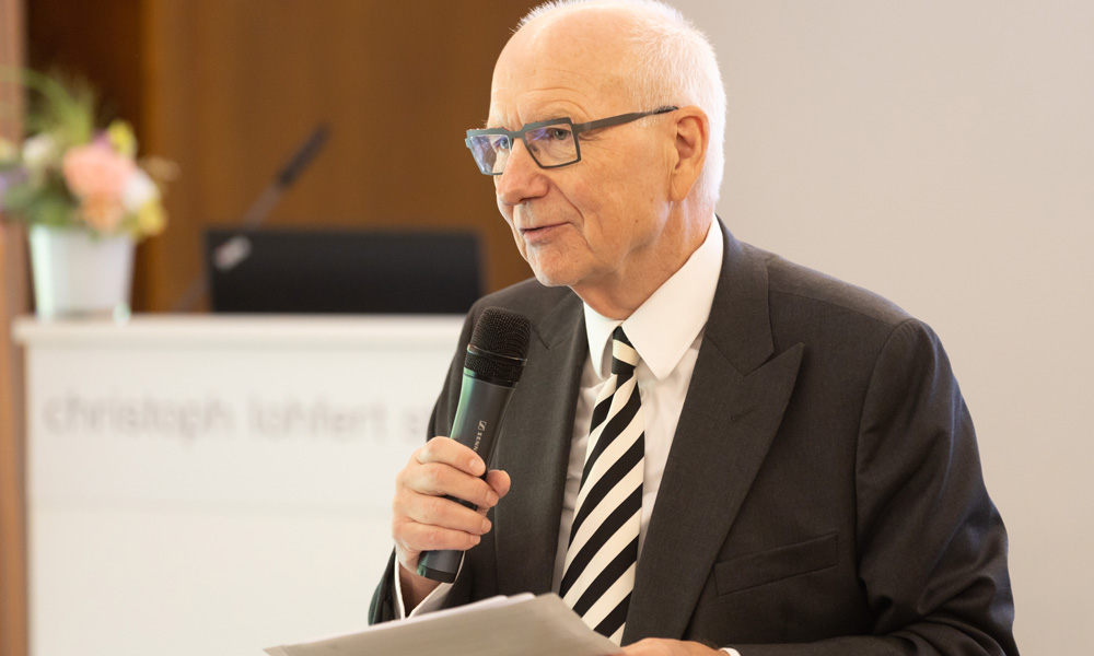 Kennt die Geschichte des Lohfert-Preises wie kein Zweiter: Der GWK-Präsident und Kuratoriumsvorsitzende Prof. Heinz Lohmann