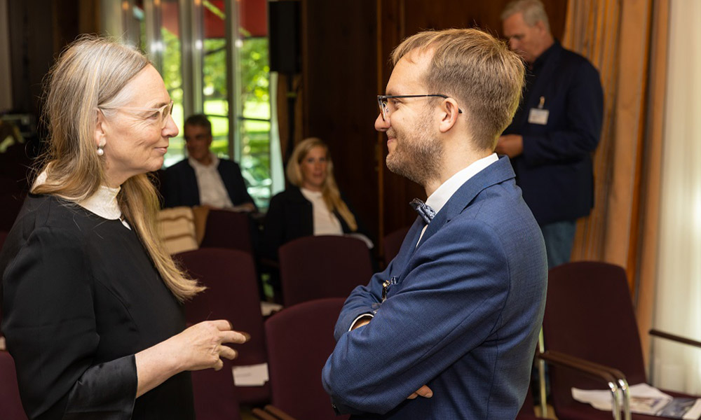 Preisträger unter sich: Dr. Ursula Wolf (Pharmakotherapie-Management Halle) und Ansgar Jonietz (Patientenbriefe nach stationären Aufenthalten)